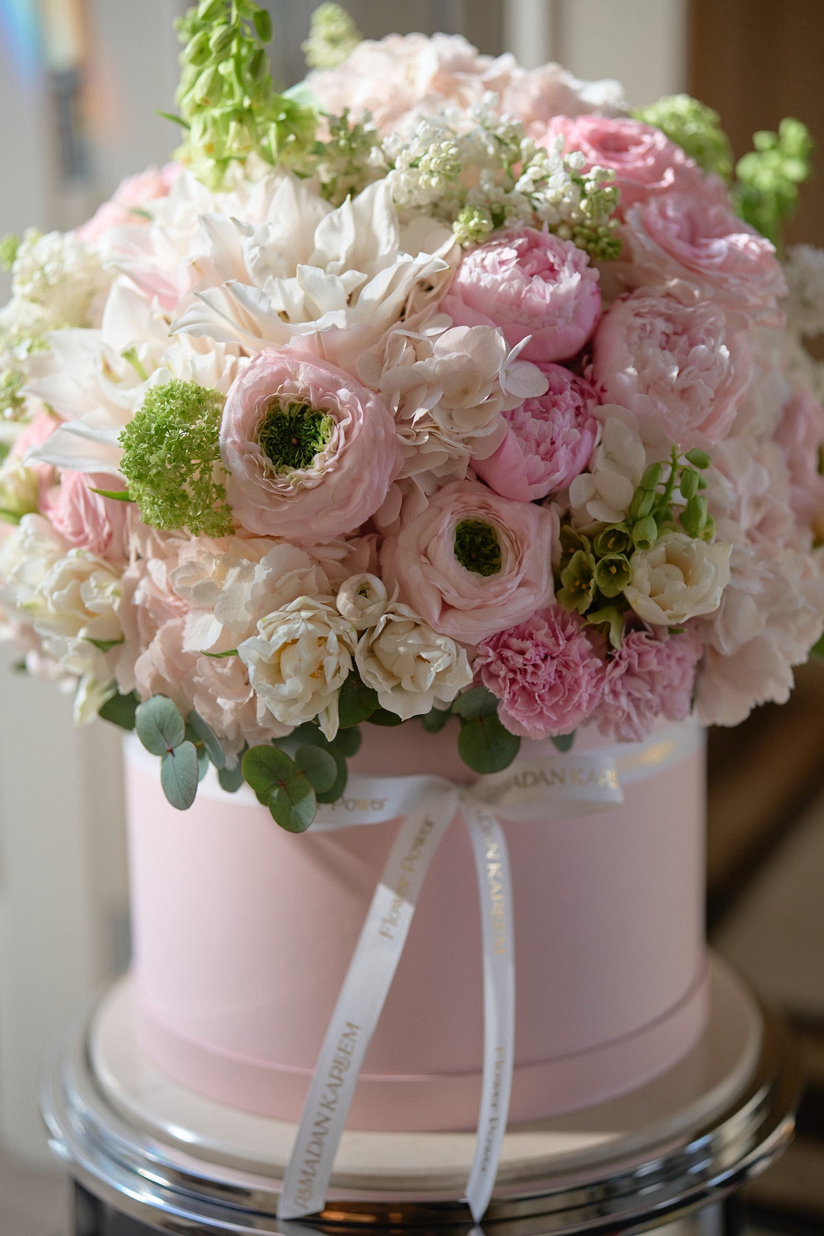 Blush Élan Flower Box