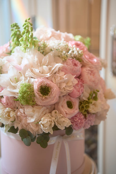 Blush Élan Flower Box