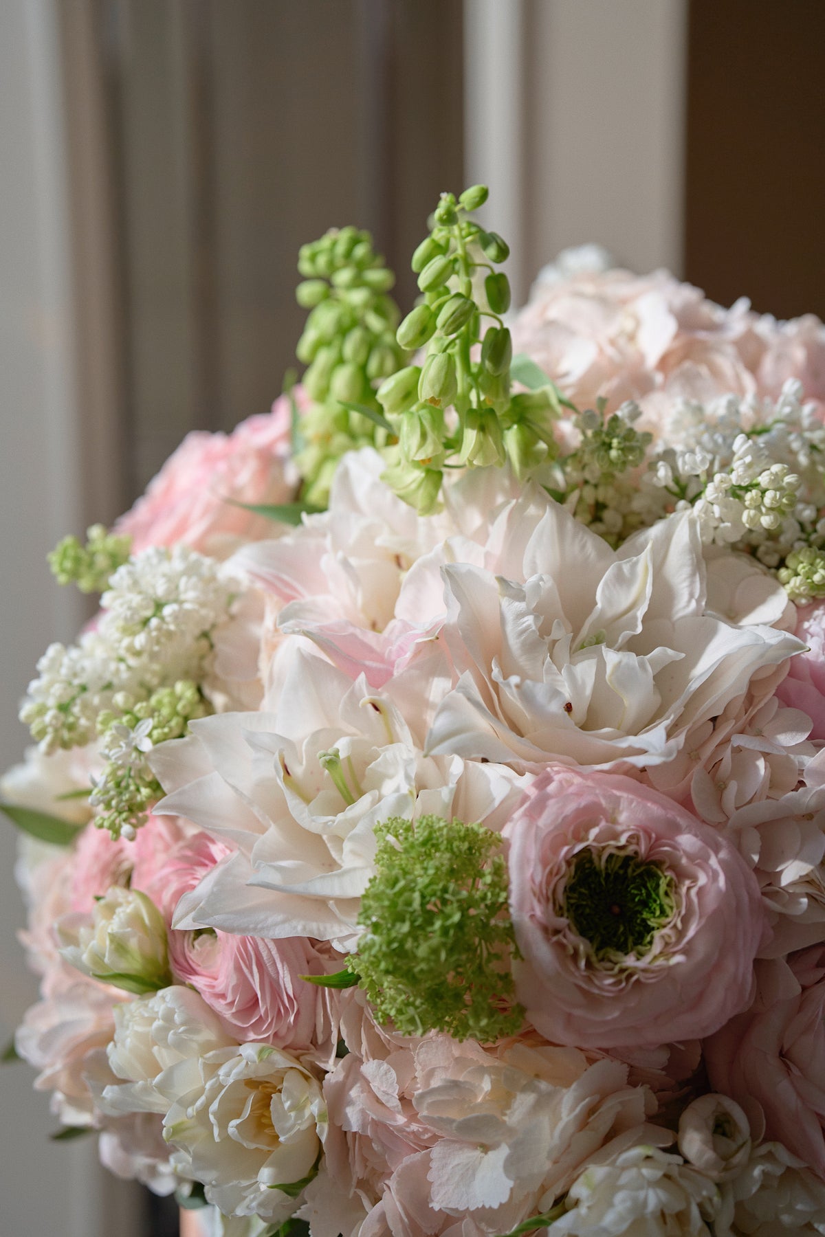 Blush Élan Flower Box