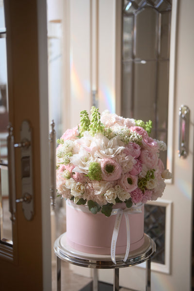Blush Élan Flower Box