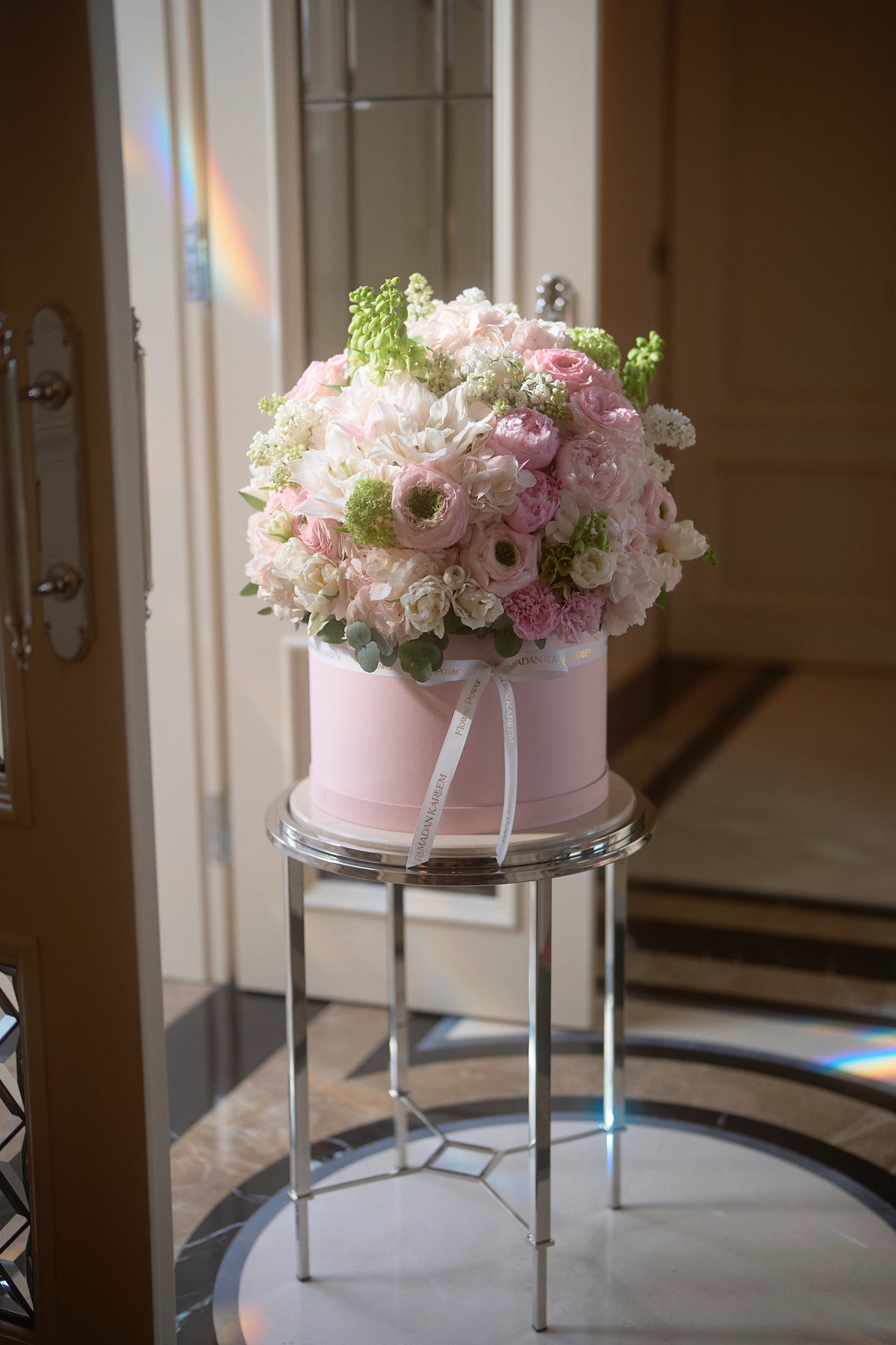 Blush Élan Flower Box