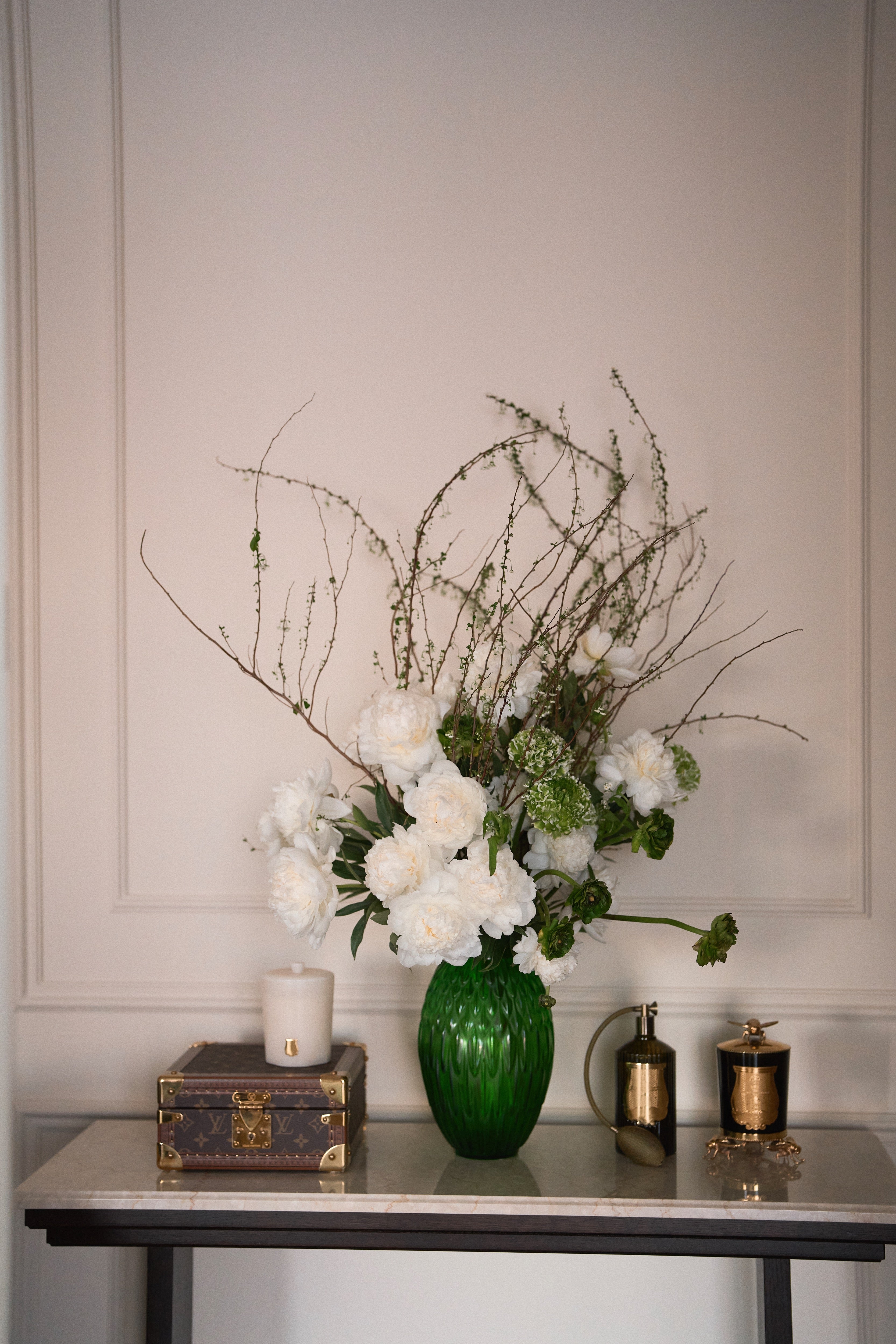 Maison Blanche Arrangement