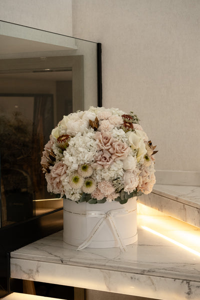 Terra Ivory Flower Box