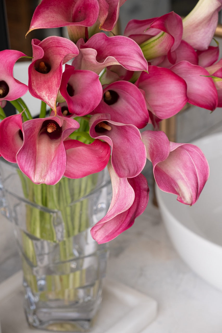 Rosé Calla Vase